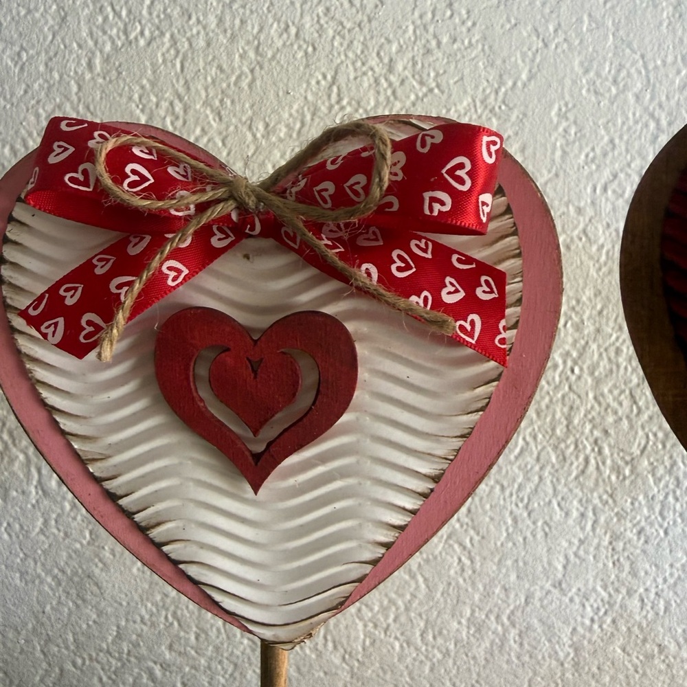 Handmade Heart Topiary Set - Picture 15 of 15